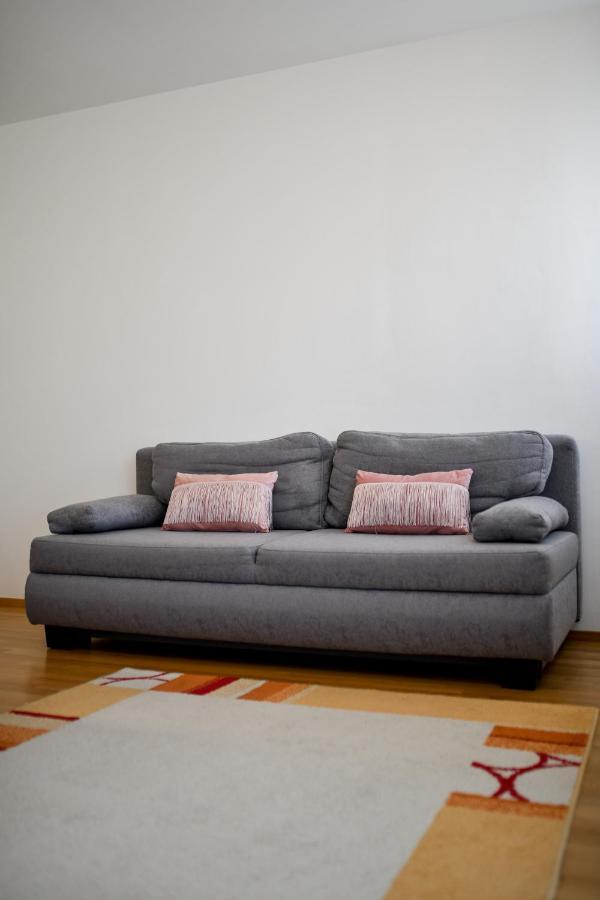 Modern Apartment For 2025' Vacation In Zara Esterno foto
